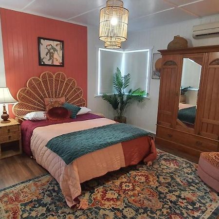 Victoria House Villa Атертън Екстериор снимка